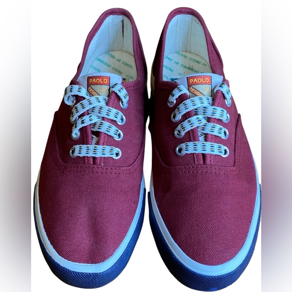 Paolo Gucci 90’s Vintage Maroon Canvas sneakers Women’s Size 7.5